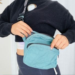 BAGGU Crossbody Nylon Fanny Pack